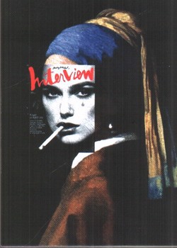 تصویر دفترچه دختری با گوشواره مروارید