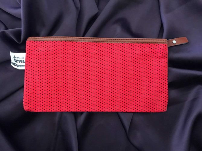 تصویر جامدادی A6  سویل خال دار (قرمز)