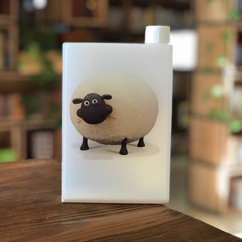 تصویر قمقمه کتابی (طرح بره ناقلا)