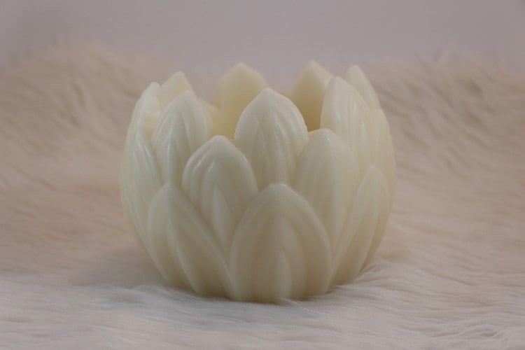 تصویر شمع مدل لوتوس کوچک