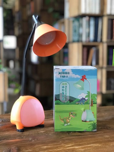 تصویر چراغ مطالعه فانتزی دایناسور L1