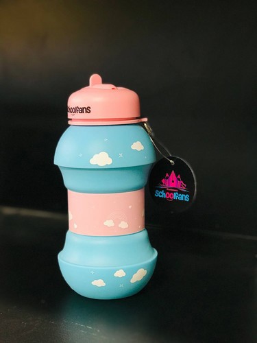 تصویر قمقمه سیلیکونی طرح آسمان اسکول فنس کد 9315