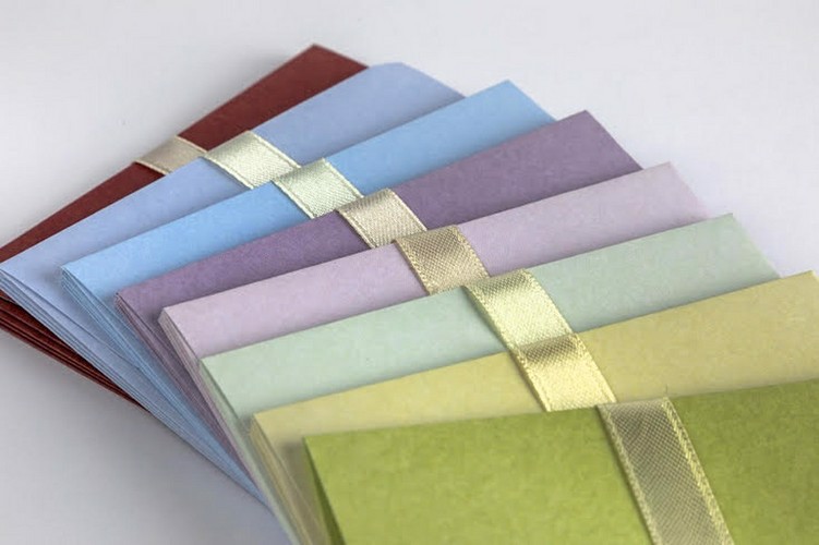 تصویر پاکت و کارت پستال پاستلی 