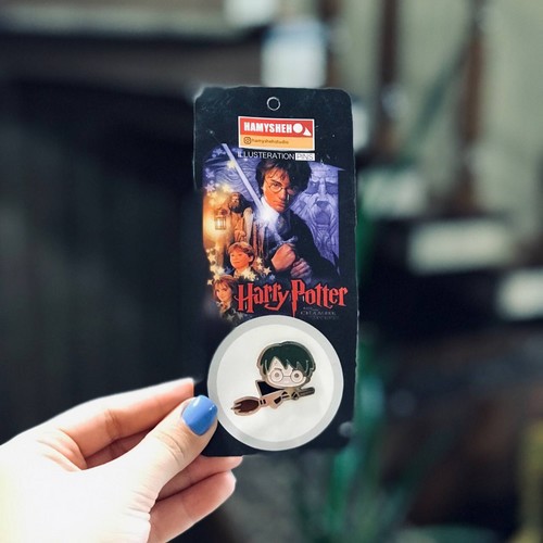 تصویر پین فلزی طرح هری پاتر (کد 2)