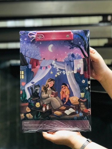 تصویر تخته شاسی A4 فانتزی کشدار (طرح 12)