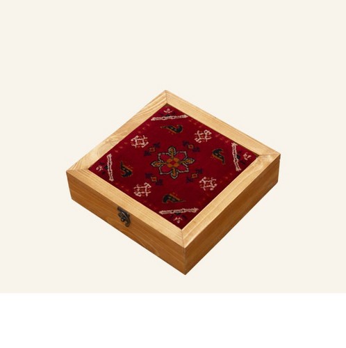 تصویر جعبه فرش گلین (چوب روس)