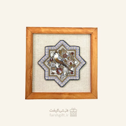 تصویر قاب فرش گل و مرغ هشت ضلعی فیلی