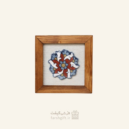تصویر قاب فرش گل شش پر